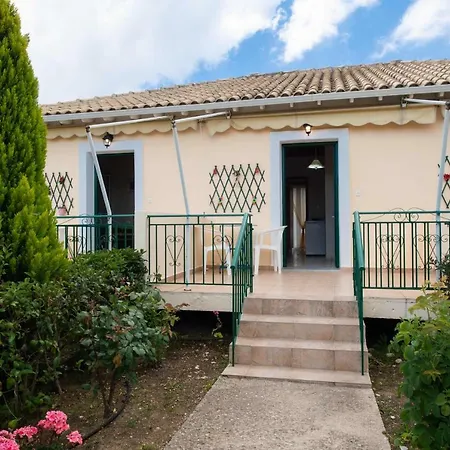 Katopodi Apartment *