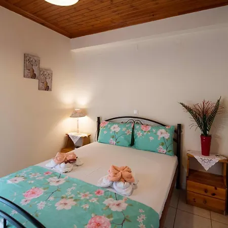 Katopodi Apartment *